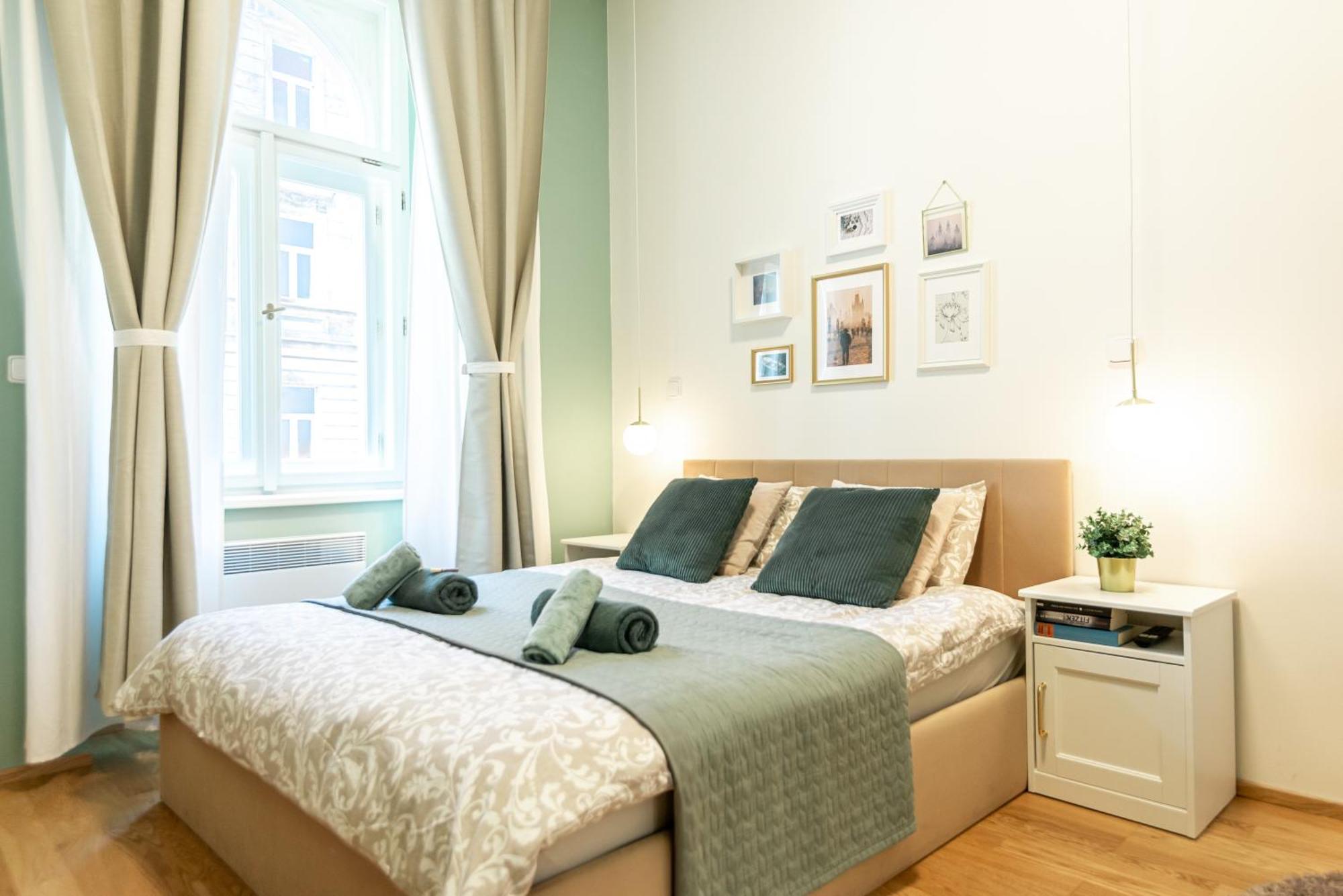 Apartment Modern & Spacious Near The Old Town Prag